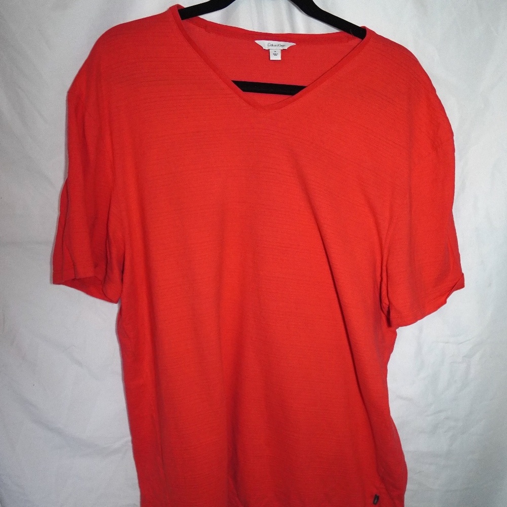 Calvin Klein Men's V-Neck Shirt sz XL